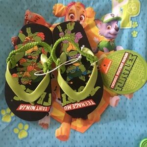 Kids Ninja Turtle Sandals Size 7/8